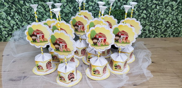 Centro de Mesa ou Lembrancinhas Fazendinha Personalizado