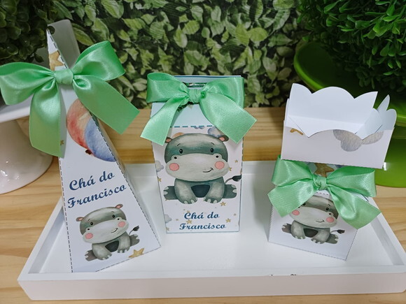 Chá de Bebê Lembrancinha e Decoração Mesa Personalizada