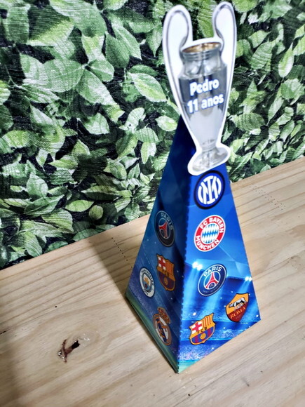 Champions Caixa Piramide Personalizada, Pronta Entrega