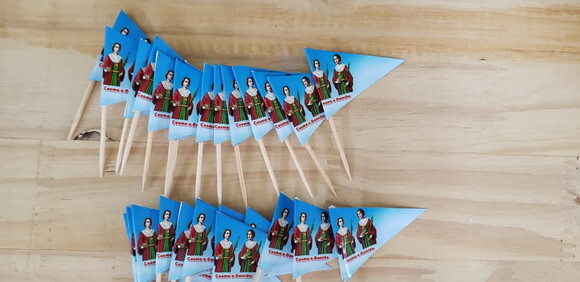 Cosme e Damião Bandeirinha Decorativa para Festa 50 Unidades