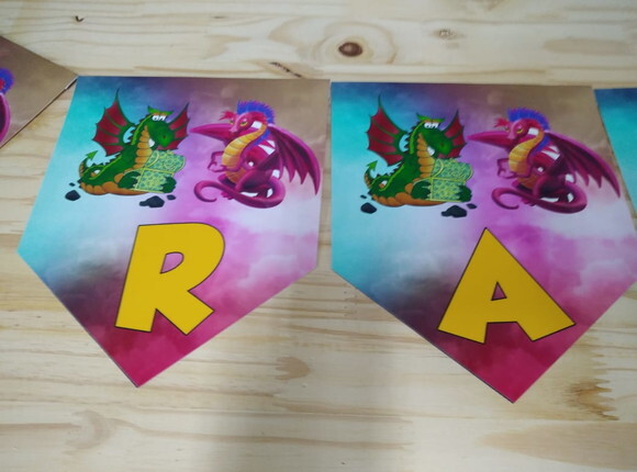 Dragões Varal Personalizado Parabens Mais Nome Pronta Entreg