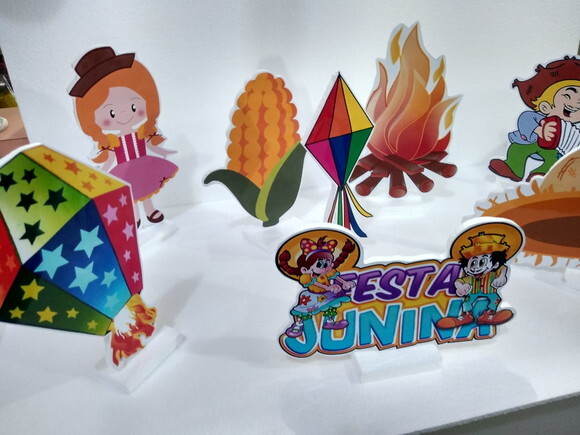 Festa Junina Kit de Mesa Displays 8 Peças Pronta Entrega