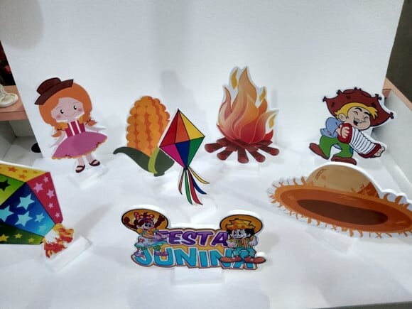 Festa Junina Kit de Mesa Displays 8 Peças Pronta Entrega
