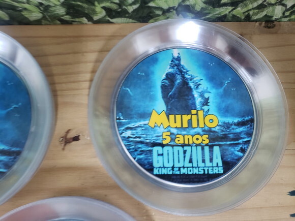 Godzilla Prato Sobremesa Acrílico Personalizado