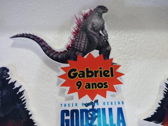 Godzilla Topo de Bolo Personalizado