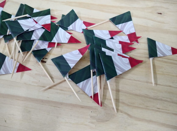 Itália Bandeirinhas Decorativas para Salgadinhos 50 Unidades
