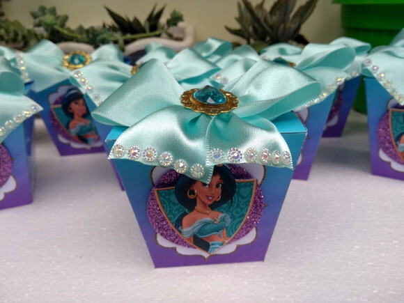 Jasmine Lembrancinha Caixa Luxo Personalizada