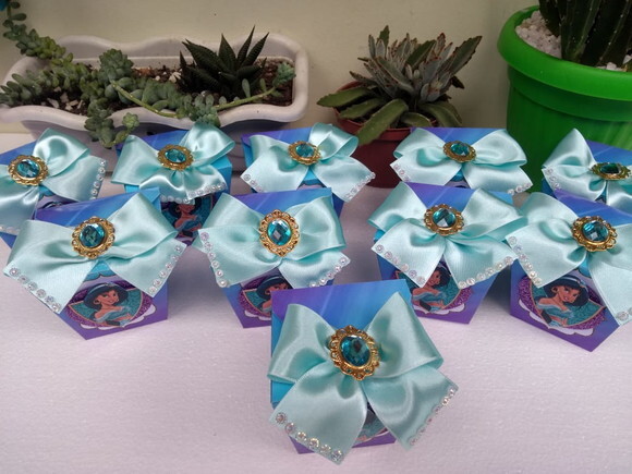 Jasmine Lembrancinha Caixa Luxo Personalizada