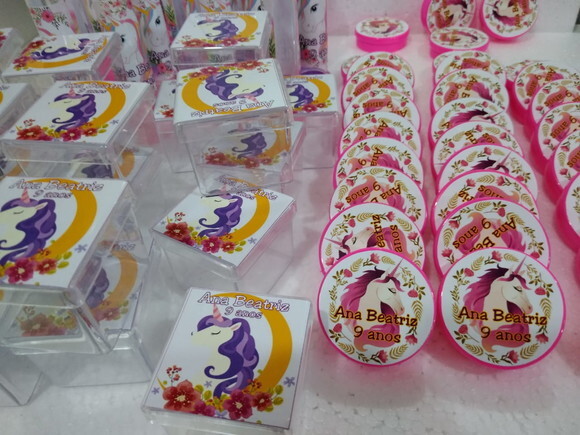 Kit Unicornio 90 Unid Latinhas Tubets Caixinhas Personaliz