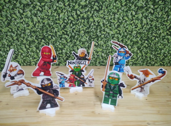 Lego Ninjago Kit de Mesa Displays 8 Peças Pronta Entrega