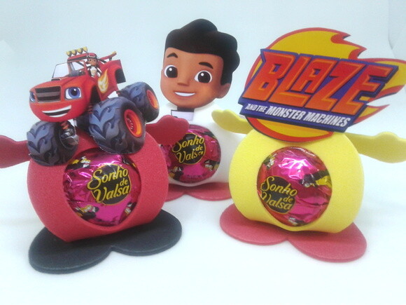 Lembrancinha Blaze Monster Machines
