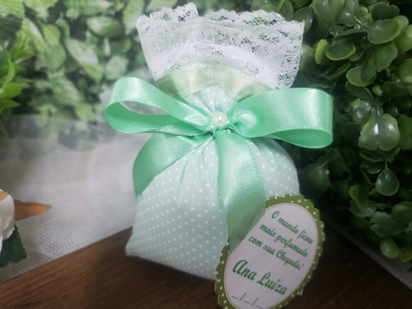 Lembrancinha Maternidade Sachê Perfumado Poá Verde Claro