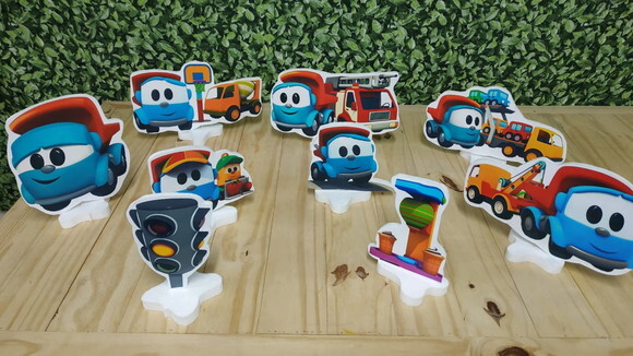 Léo o Caminhão Kit de Mesa Displays 9 Peças Pronta Entrega
