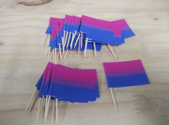 Lgbt Bandeirinhas Decorativas 50 Unid. 5 Mod. Pronta Entrega