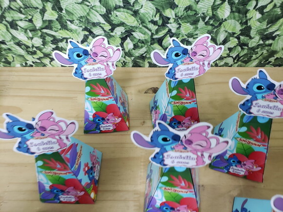 Lilo e Stitch Caixa Pirâmide Personalizada Pronta Entrega