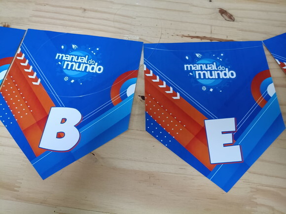 Manual do Mundo Varal Personalizado Parabens Mais Nome