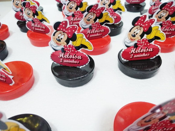 Minie Latinhas com Display Personalizado Pronta Entrega