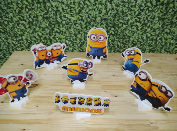 Minions Kit de Mesa Displays 7 Peças Pronta Entrega