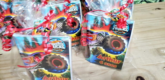 Monster Truck Kit Lembrancinhas Personalizado Pronta Entrega