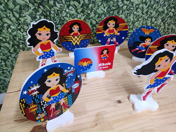 Mulher Maravilha Baby Displays de Mesa 8 Peças Pronta Entreg