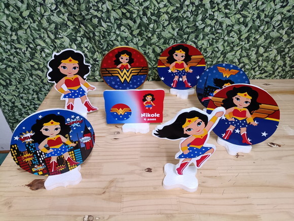 Mulher Maravilha Baby Displays de Mesa 8 Peças Pronta Entreg