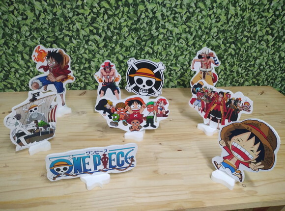 One Piece Kit de Mesa Displays 9 Peças Pronta Entrega