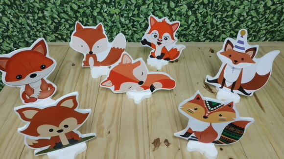 Raposinha Kit de Mesa Displays 8 Peças Pronta Entrega