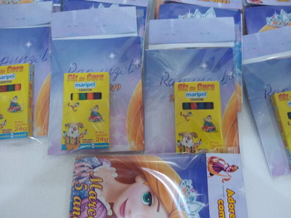 Rapunzel Caderninho com Giz Personalizado P Entrega