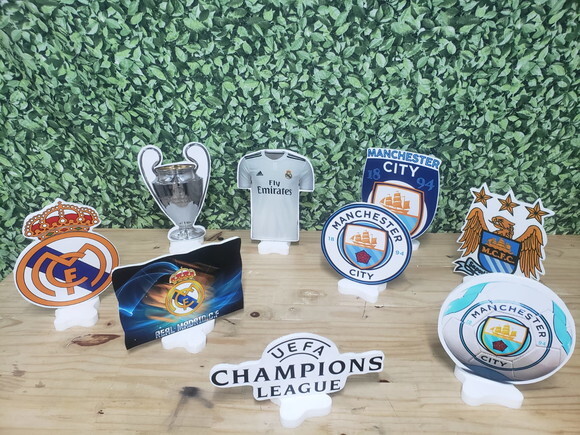 Real Madrid e Manchester City Kit Displays de Mesa 9 Peças
