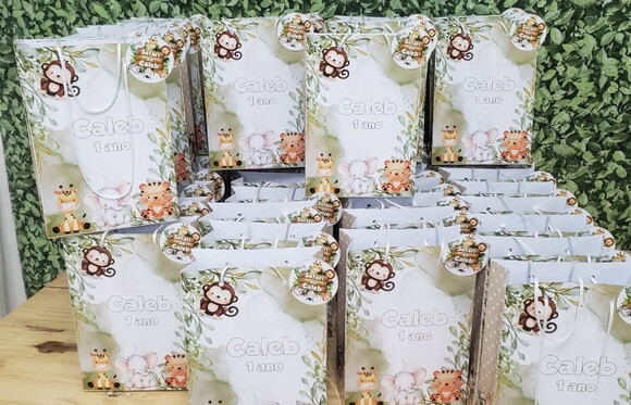 Sacola Personalizada Safari Aquarela Tam Médio
