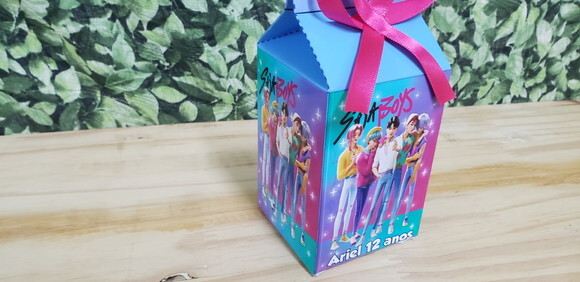 Saja Boys Guerreiras do K Pop Caixa Milk Personalizada