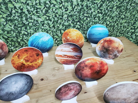 Sistema Solar Planetas Kit Displays Mesa 14 Peças Pronta Ent