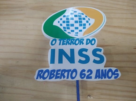 Terror do Inss Topo de Bolo Personalizado Pronta Entrega
