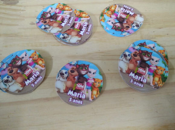 Tom Studios Adesivos Personalizados Pronta Entrega