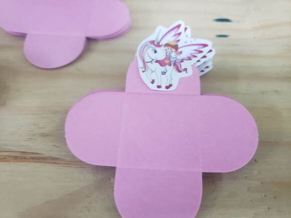 Unicórnio Forminhas Decoradas 36 Unidades Pronta Entrega