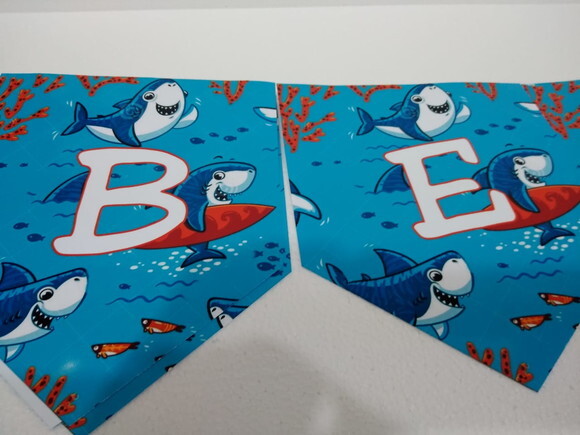 Varal Baby Shark Parabens + Nome Personalizado