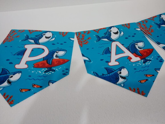 Varal Baby Shark Parabens + Nome Personalizado