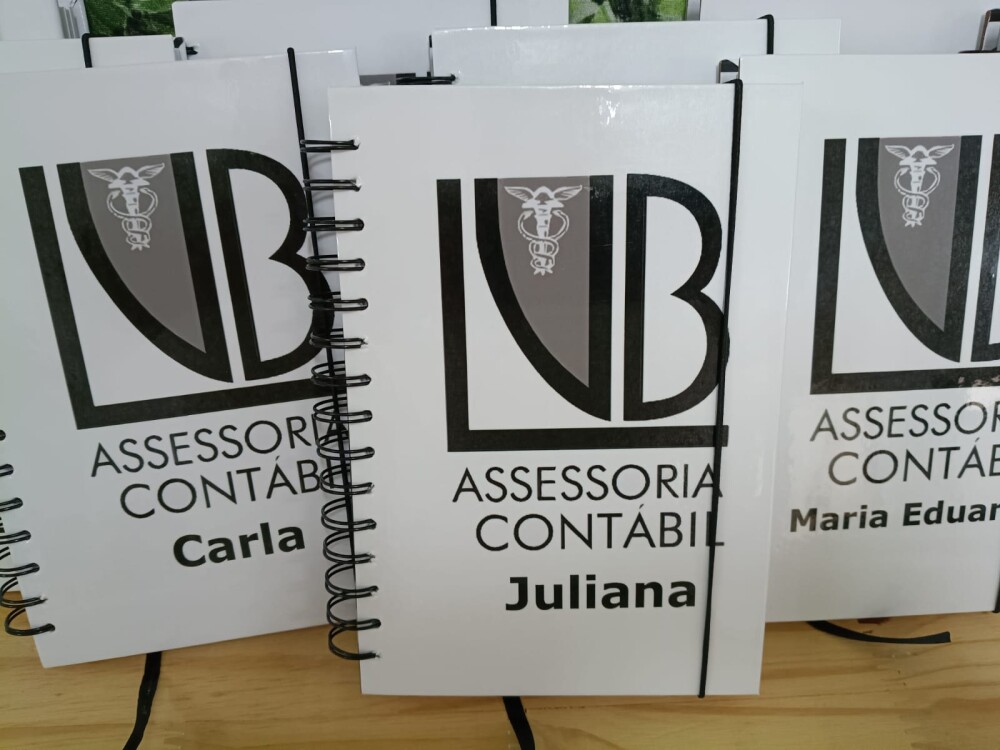 Agenda Personalizada 2027 - Empresas Tam 19,4x13,6x 2 cm