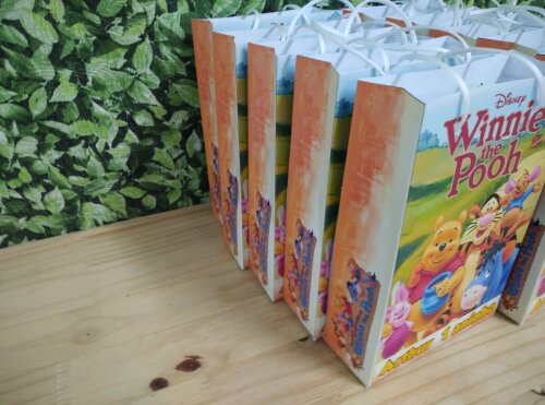Pooh sacola personalizada 20 Unid Tam 20x13,5x5,5 cm segue pronta