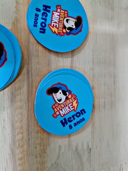 Adesivos as Aventuras de Mike Adesivos 5 cm Personalizados