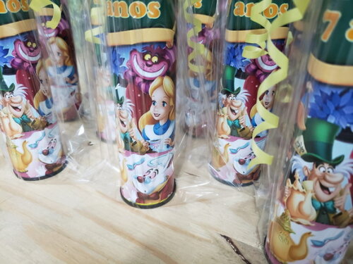 Alice no País das Maravilhas Lembrancinha Personalizada