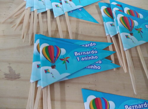 Balão e Catavento Bandeirinha Salgadinhos 50 Unid P Entrega