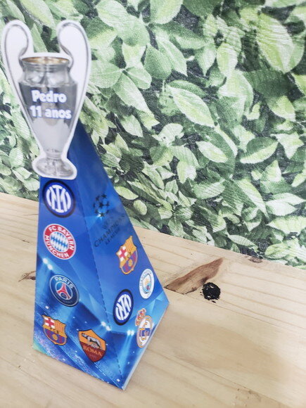 Champions Caixa Piramide Personalizada, Pronta Entrega