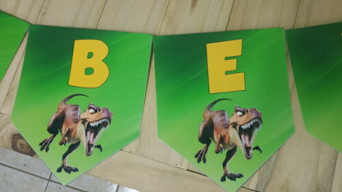 Dinossauros Varal Parabéns Mais Nome Pronta Entrega