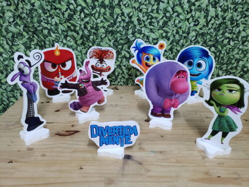 Divertidamente 2 Kit Displays de Mesa 9 Peças Pronta Entrega