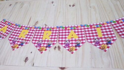 Festa Junina Varal Arraiá Mais Nome Pronta Entrega.