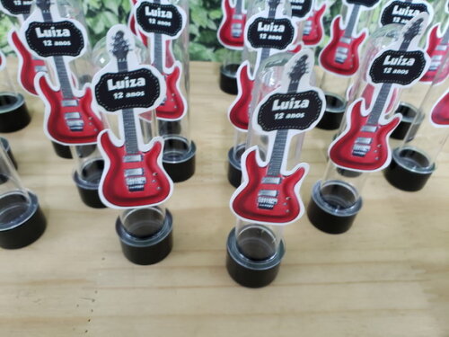 Guitarra Lembrancinha Tubetes com Apliques Personalizados