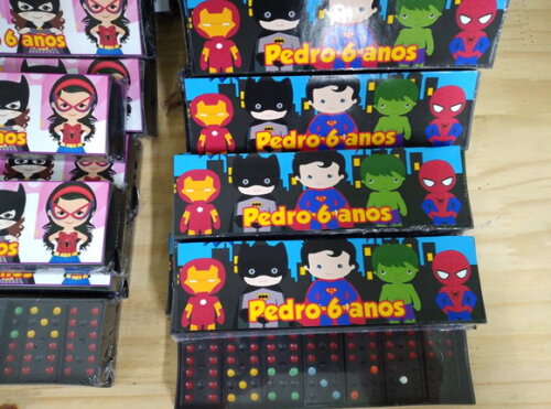 Heróis Cute Baby Lembrancinha Dominó Personalizada