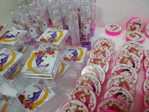 Kit Unicornio 90 Unid Latinhas Tubets Caixinhas Personaliz