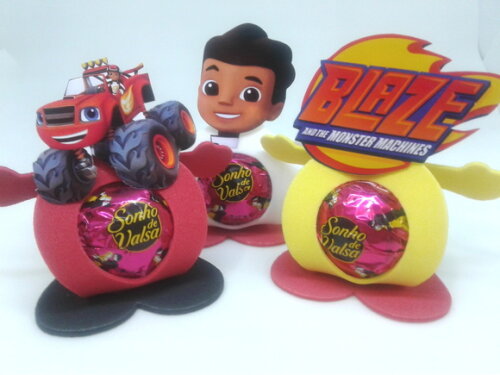 Lembrancinha Blaze Monster Machines
